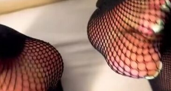 Prettynikkitoez, Video: Fishnet Anyone Onlyfans 1