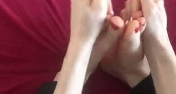 Feet 94 Onlyfans Red 2020 Need Lotion Queen 05 My Nicknamed I Video 04 Femdom On