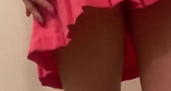 Red Queen, Video: 26 94 Onlyfans 2023 Red Of Queen Likes Upskirt Nicknamed 08 A Who Bit Video Femdom Oops