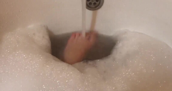 Red Queen, Video: Bath 29 Jump Video 12 Let Red You Why Tell Queen Me With Nicknamed In Femdom 2019 94 Onlyfans A Dont