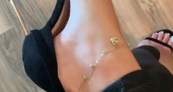 Sweetfeet2018, Video: Decide Couldn I Today Xoxo T You Sweetfeetfans Both Hope Like Heels Feet Nicknamed On Get Onlyfans So It Or Bare