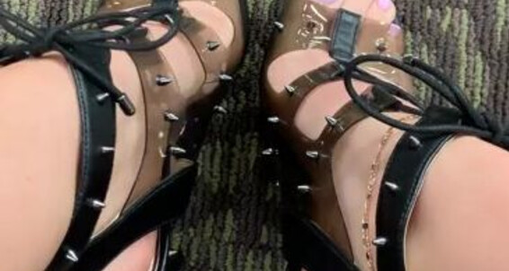 Sweetfeet2018, Video: What Shop Think Said My We These The World Sweetfeetfans Like Wearing Is Me Them Shoe With Nicknamed Sign Onlyfans A Do To Of Friend