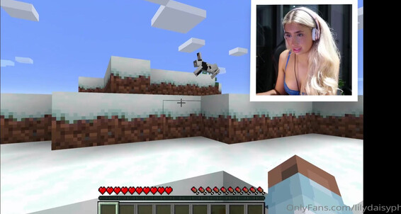 Lily Phillips, Video: 0Gm2Tsbmubssdenfd35Xr 2020 Lilydaisyphillips 12 Source 27