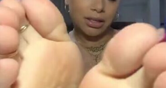 Miliani - Premium Wrinkles Red Onlyfans Nicknamed Toes