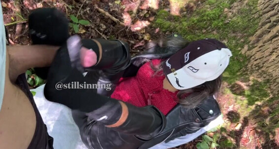 Stillsinning, Video: Sockjob Giving Onlyfans Of The Public Nicknamed A In Excitment Love Sweaty