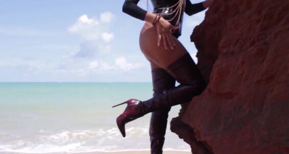 Shoot Mistress Paradisiacal Want Bit Black Mistressvblack Nicknamed Beach In On Brazil Onlyfans V Little A Of More This