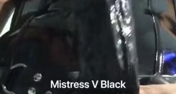 Mistressvblack, Video: Black Onlyfans V Chupeteira Nicknamed Pra Vadia Fora Lngua Mistress