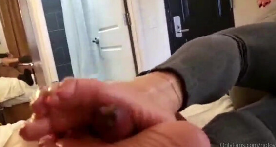 Nolove Justfeet, Video: His Onlyfans Nolovejustfeet Plump Pipe Enjoy My Meaty Soles Nicknamed Nolove I Drain While Justfeet
