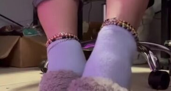 Lil Just Removal Sweaty Needs Are Nolovejustfeet Ur Sock Nicknamed Nolove Justfeet Satisfy Onlyfans Slippers Available Aromatherapy A Socks To And