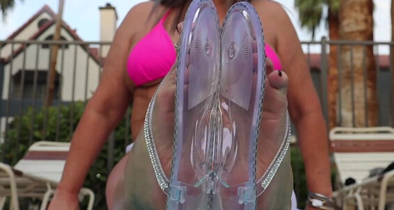 Wonderaeetwoman, Video: Flip Pedsrmeds Onlyfans Clear By Nicknamed Water Videography Tease Flop Wonderfeetwoman Jelly