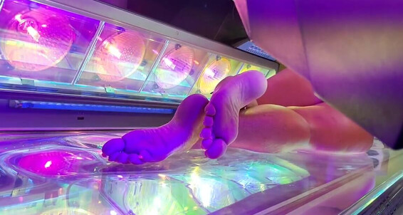 Wonderaeetwoman, Video: I Glowing Ten 100 Onlyfans Bronzed Peeping Tan Nicknamed Of Skin While Wonderfeetwoman Nude Minutes
