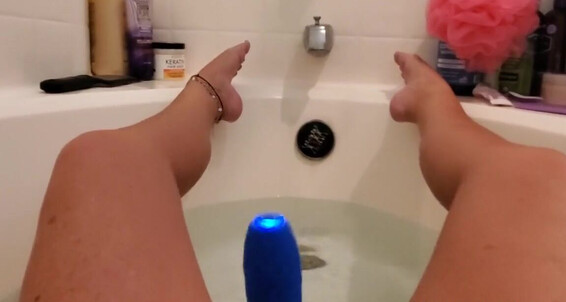 Wonderaeetwoman, Video: Bringing Vibrator Onlyfans Me Im My The With Nicknamed Tub Into Wanna Wonderfeetwoman Masturbate
