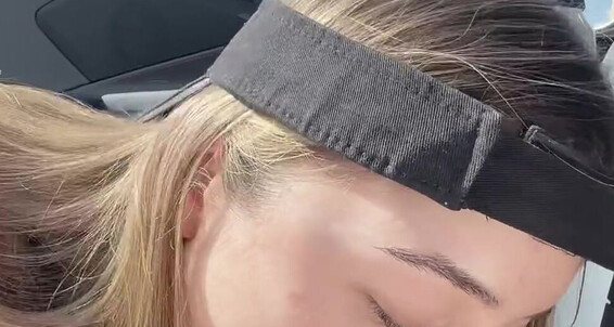 Izzy Swallows Bg Starbucks