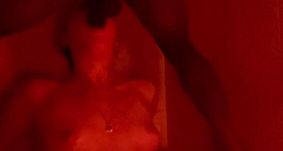 Facefuck Bj Bathtub Izzy Swallows