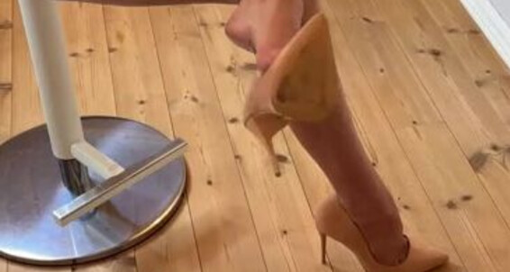 Goddess Anna, Video: Sexy I Myself Occasional Anna One You Ann Heels Also Replying Enjoy Nicknamed Play X Goddess Onlyfans It And A Do To Love Dangle Footish