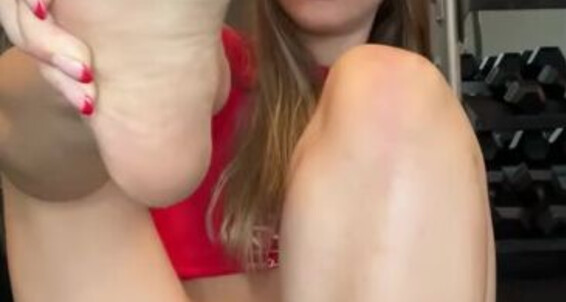 Goddess Demi - Demi Goddess Merry Filthy P You Onlyfans Nicknamed Footboys Christmas Urgoddessdemi