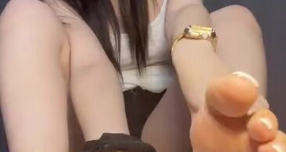 Stinky Innocentfeetbabe Smelling My S Tonight Nicknamed Onlyfans Video Feet