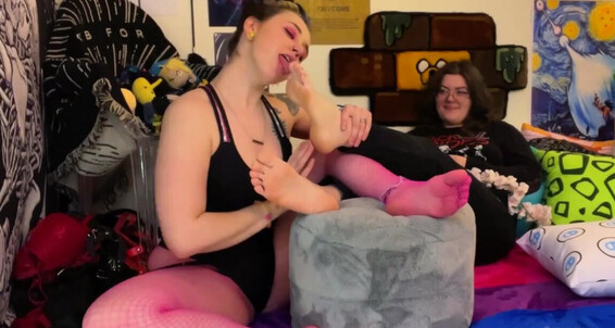 Missarcanaplus, Video: Oblinaskittles Were Onlyfans Rubbing Pussy Worship Hanging Just Nicknamed And Couldn I Video Foot Collab Out
