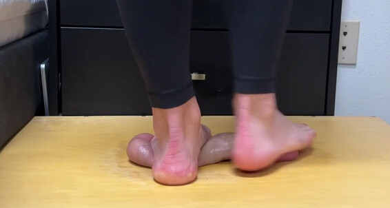 03 Goddess Footjob Onlyfans 2023 Goddesskloe Nicknamed Irresistible Kloe 01 Video