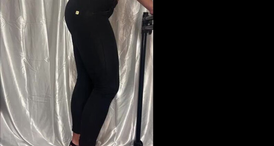 Goddess Kloe, Video: 10 Goddess 29 Walk Onlyfans My Goddesskloe Slave 2024 Nicknamed Kloe To Video Carpet Is On