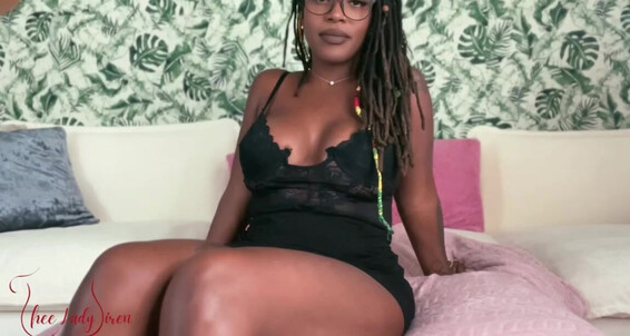 2024 Siren To My Thee Tip 29 08 Onlyfans Lady Theeladysiren And 5 Nicknamed Shoes Take Worship Video Off Mommys Feet