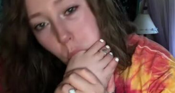 Goddess Flower, Video: 4 Goddess Onlyfans 2023 Flower Smokinflowers Video Self Fetish Worship Nicknamed 08 Foot 20 Sunday