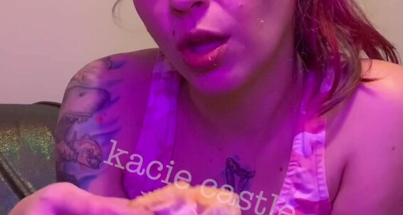 Kaciecastlex - Kaciecastlex-17-08-2020-719373552-Binge-Eating-A-Loaf-Of-Garlic-Bread