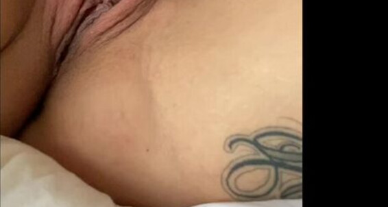 Louiseleexxx1-14-12-2019-104550119-Quick-Wank-With-My-Wand-As-I-Was-Feeling-So-Horny-My-Pussy-Is-Still-Dripping-I-Think