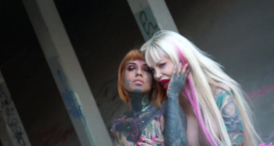 Sabrinasabrok - Sabrinasabrok-01-05-2020-273510250-Behind-The-Scenes-Lesbian-Photoshoot-El-Paso-Texas-Complete-Videos-At-Sabrinasabrokvideos