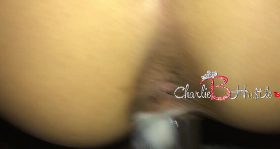 Charliebhustle-27-04-2019-29855504-Fuckin-At-The-Boat-Dock