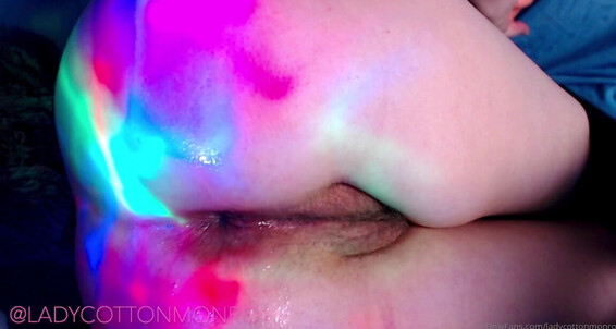 Ladycottonmonro-10-01-2020-122768262-Rainbow-Ass-Juice