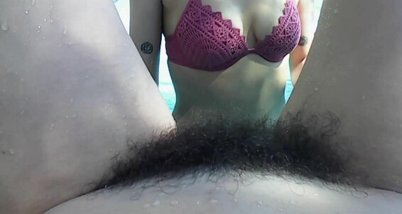  Fetish Underwater Pool Pee Hairy Pissing-Girls-Underwater-Edition Manyvids Girl