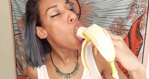 On Slurp Gtsgoldenlace It Suckin Like Was This Your Banana Cock