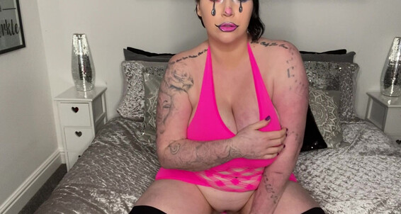 Harmonyreigns - Pink Pretty Clown