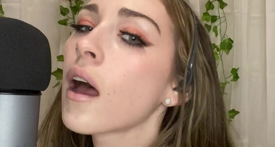 Chelsiexx - Moaning Loves Mouth Etc My Hi Sucking Here So Sounds Asmr Are Two Videos Cam