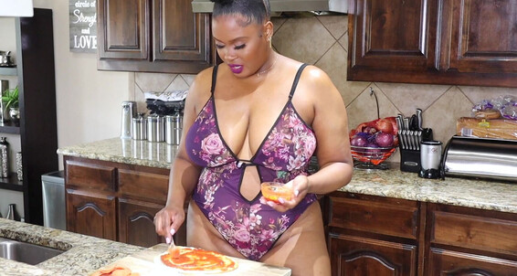 Cooking Guessed Curvygirlnxtdoor Bread Jasmine If You With Episode Right Pizza Naan