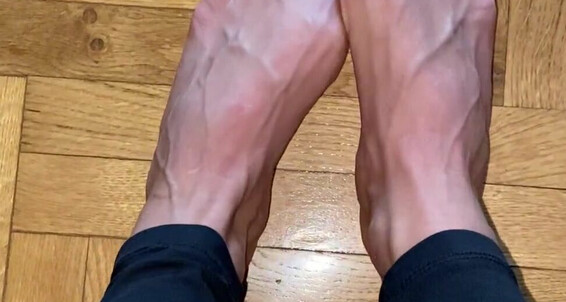 Froggeefeetvip, Video: My Veiny For Lovers