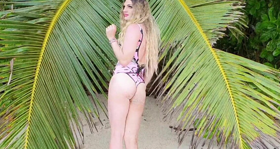 Jeanne_Pink - On A Beach Jeanne Swimsuit Pink In The