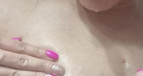 Micaelav, Video: Shaved Not Or