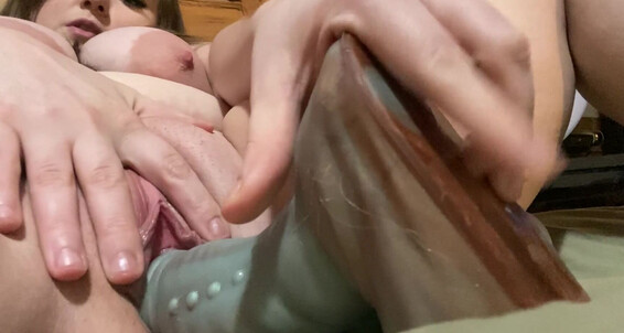 Missnerdydirty, Video: Stretch Me
