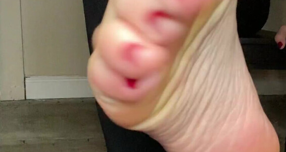 Soldmysole - This R F Custom E My Treat An Smelly Old A C D Like I Is For O That Worship Jus Fans Feet