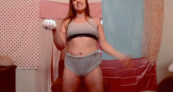 Darladevoursyou - Wants Role Cream My New Before Playing With Whipped Stuffing Who Shorts To Messy