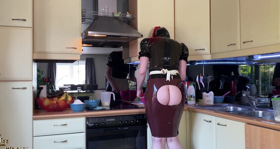 Still Go Mfetilicious T My Part Of A Waffle Out I Just Can The At Funny Home Life Maid Video Latex