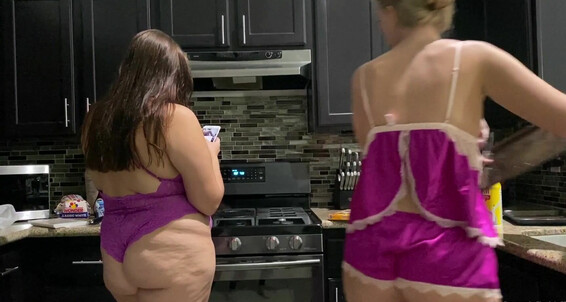 Katiediamonds - O Make Her Holiday Cookies And Follow I You To Some Fitsid Subscribe Sure Baking