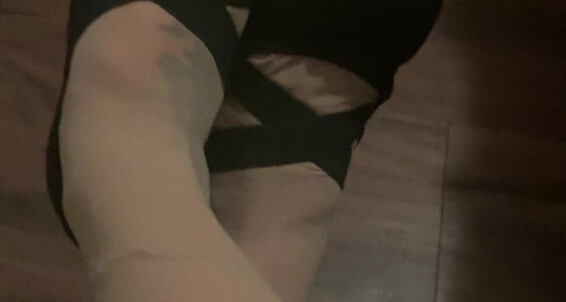 Goddessmonica00W - W And Goddessmonica Tease Flat Pantyhose