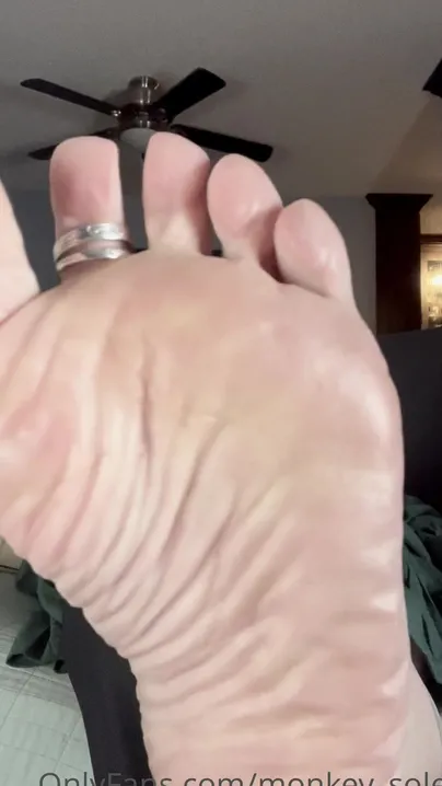 Monkey Solez I Love Smelling My Pantyhose As You Watch My Oily Soles