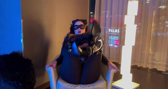 Christinacarter - Mini Fight It Catwoman Over Invites Is Here Talk You To Custom Another