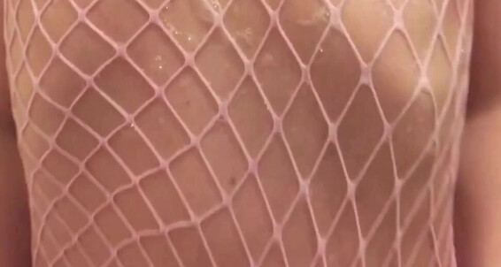 Daphnedare - Fishnets Show Soap