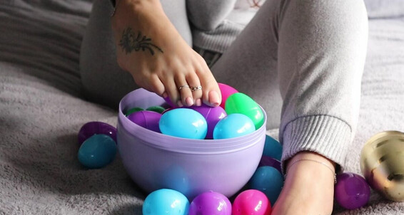 Easter Found Footsiegalore Happy The Footsie All Eggs