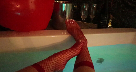 Footsiegalore Dripping Tease Wet Fishnet